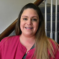 Kari – Dental Assistant/EFDA at Almoney & Brown Dental